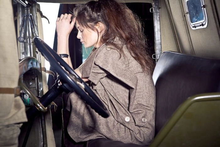 Дівчата та ретро-автомобілі (56 фото) – фото 10