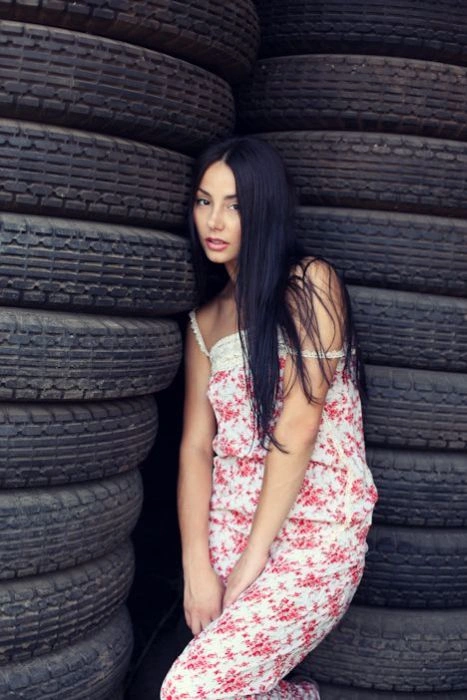 Дівчата та ретро-автомобілі (56 фото) – фото 32