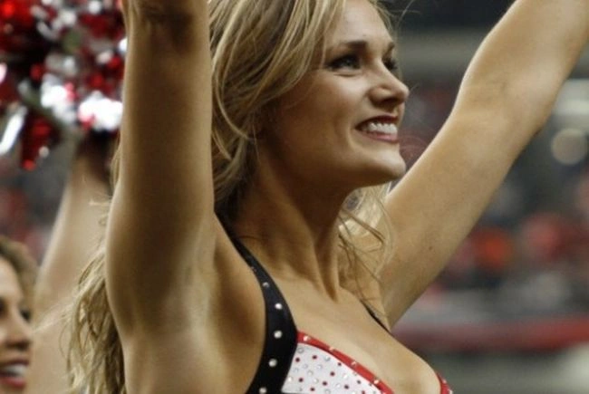 Граціозні дівчата-чірлідерки (82 фото) – фото 14