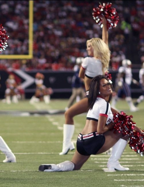 Граціозні дівчата-чірлідерки (82 фото) – фото 36