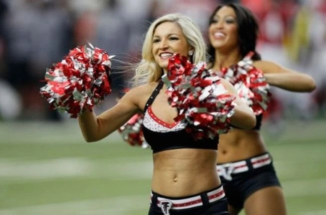 Граціозні дівчата-чірлідерки (82 фото) – фото 57