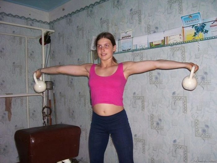 Найсильнішій дівчинці на планеті виповнилося 20 років (65 фото) – фото 57