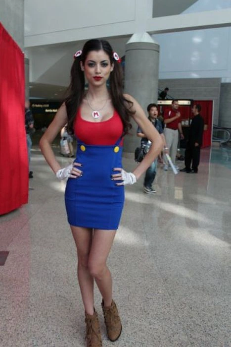 Дівчата в сексуальних платтях (45 фото) – фото 40