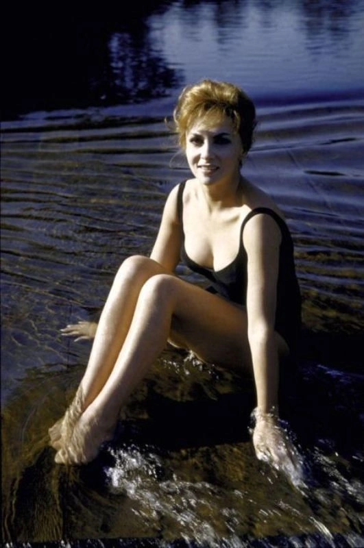 Красуні 40-х років минулого століття (19 фото) – фото 7