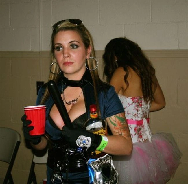 Дівчата з великим бюстом (40 фото) – фото 10