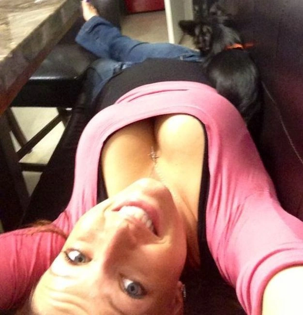 Дівчата з великим бюстом (40 фото) – фото 15