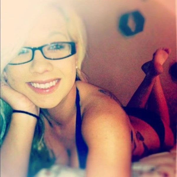 Окуляри роблять дівчат більш сексуальними (45 фото) – фото 6