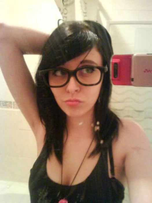 Окуляри роблять дівчат більш сексуальними (45 фото) – фото 12