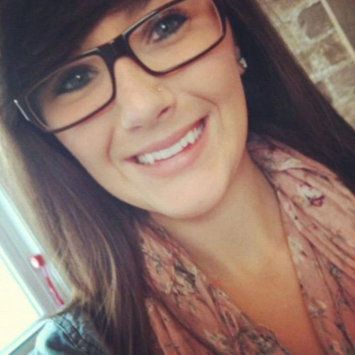 Окуляри роблять дівчат більш сексуальними (45 фото) – фото 35