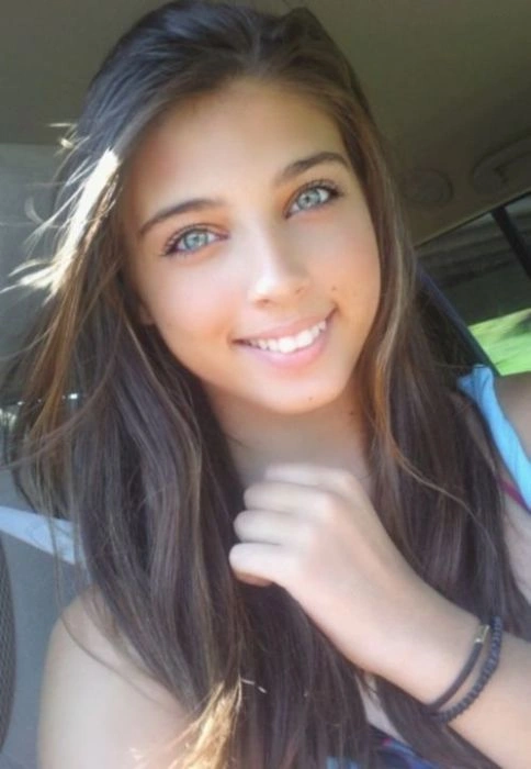 Портрети чарівних дівчат з красивими очима (40 фото) – фото 40