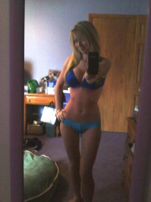 Дівчата, які не можуть дивитися у очі (40 фото) – фото 13