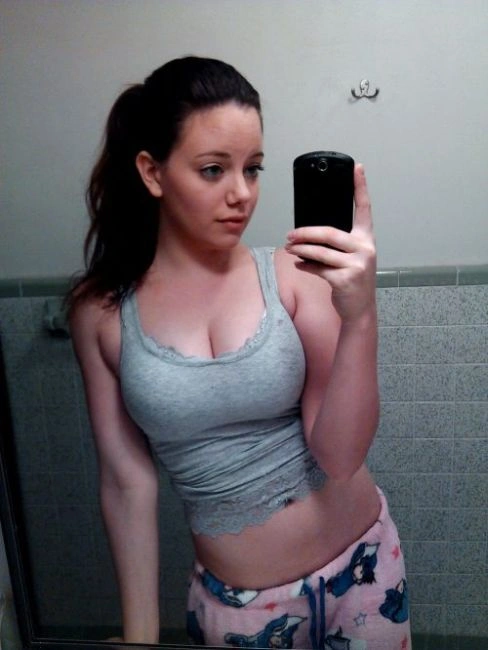 Дівчата, які не можуть дивитися у очі (40 фото) – фото 14