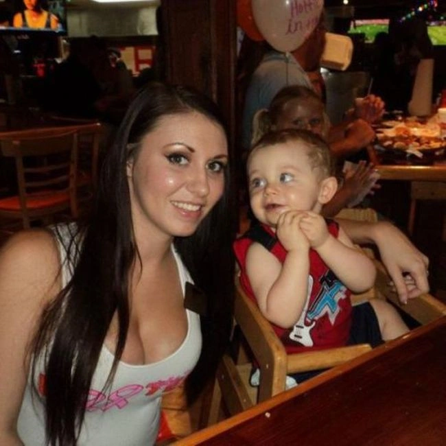 Дівчата, які не можуть дивитися у очі (40 фото) – фото 24