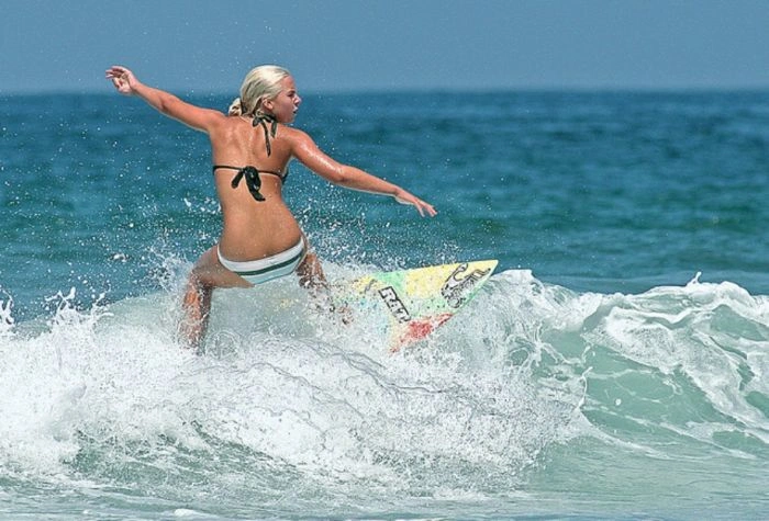 Сексуальні серфінгістки (47 фото) – фото 21