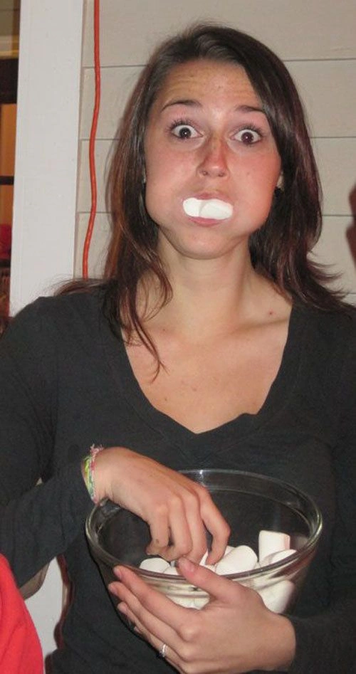 Підбірка дівчат, які люблять розважатися (40 фото) – фото 8