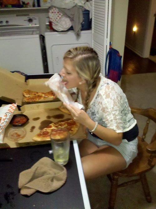 Підбірка дівчат, які люблять розважатися (40 фото) – фото 36