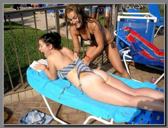 Дівчата показують білизну (79 фото) – фото 21