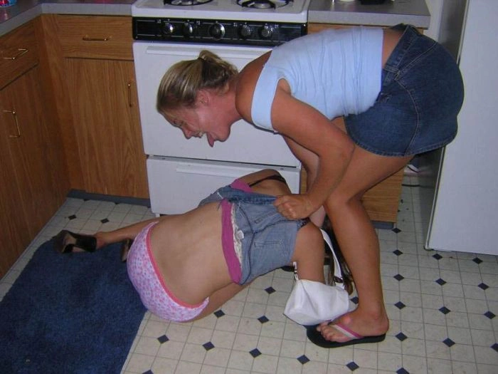 Дівчата показують білизну (79 фото) – фото 67