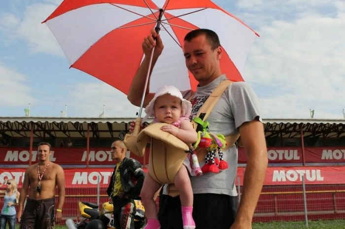 Дівчата і мотоцикли (84 фото) – фото 16