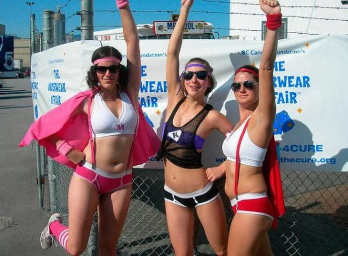 Дівчата в білизні супергероїв (61 фото) – фото 45