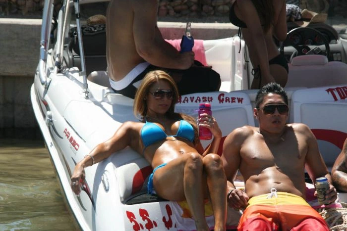 Голі дівчата на озері Хавасу (100 фото) – фото 58