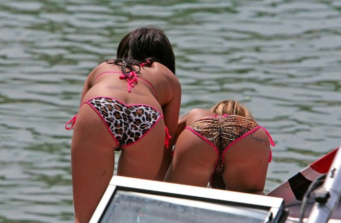 Голі дівчата на озері Хавасу (100 фото) – фото 63