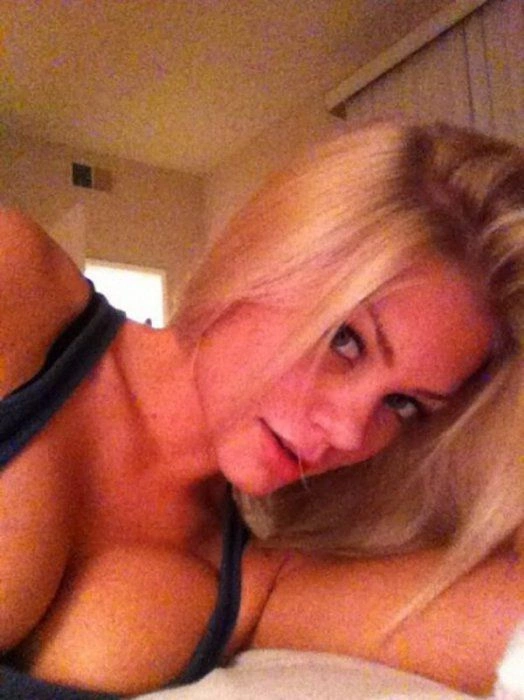 Чудові вирізи (45 фото) – фото 6