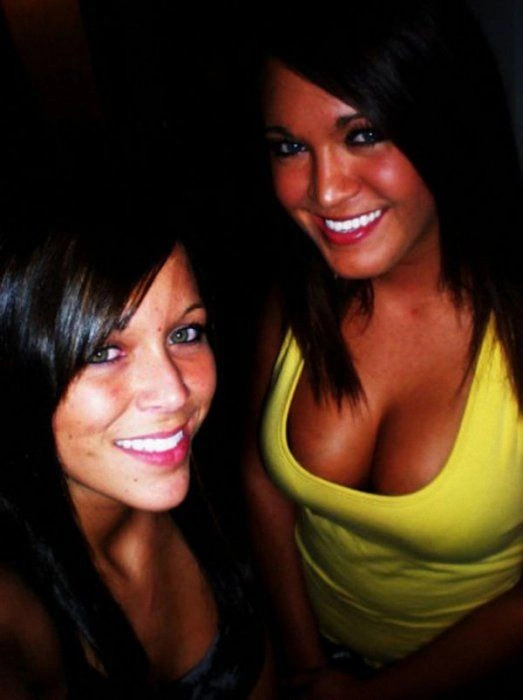 Чудові вирізи (45 фото) – фото 44