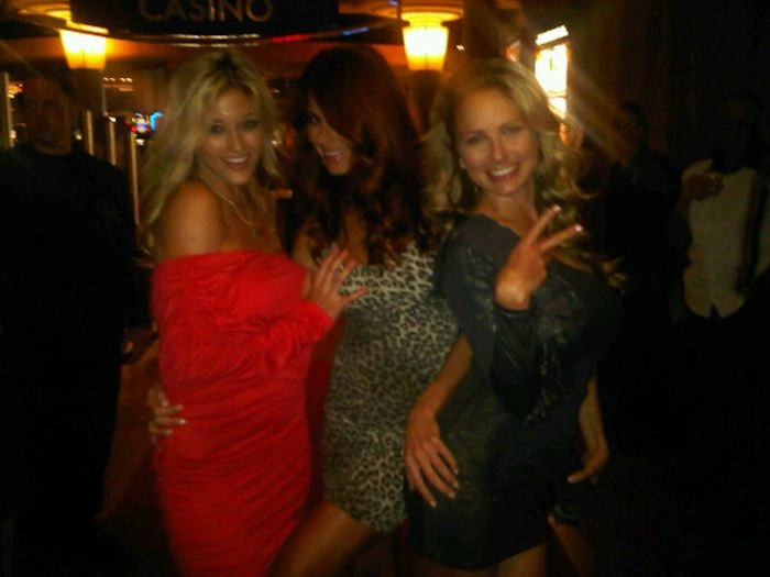 Клер Сінклер стала Міс Плейбой 2011 року (29 фото) – фото 8