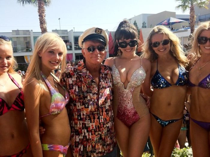 Клер Сінклер стала Міс Плейбой 2011 року (29 фото) – фото 11