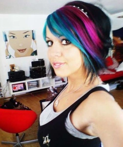 Дівчата з кислотними волоссям (25 фото) – фото 4