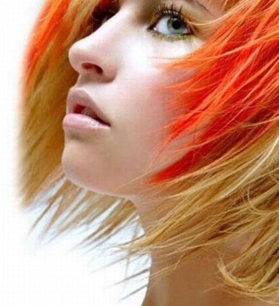 Дівчата з кислотними волоссям (25 фото) – фото 9