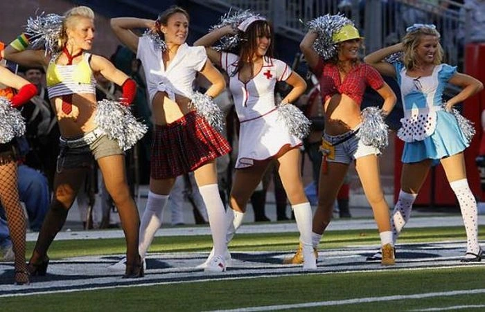 Дівчата з групи підтримки команд NFL (92 фото) – фото 22