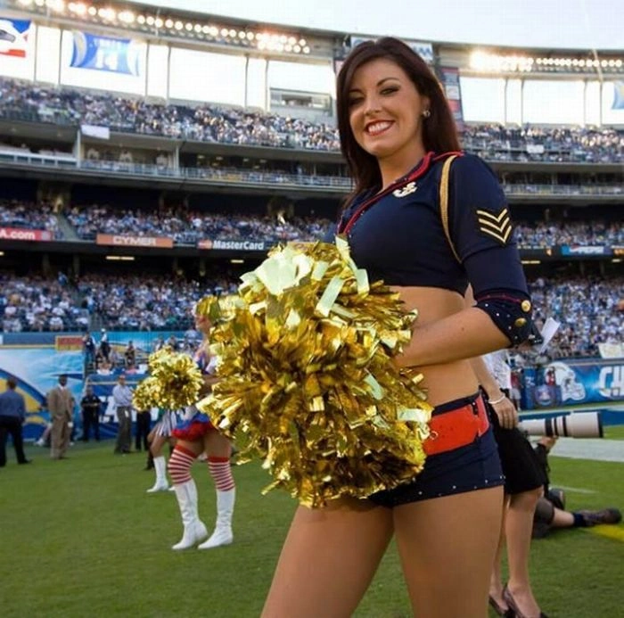 Дівчата з групи підтримки команд NFL (92 фото) – фото 25