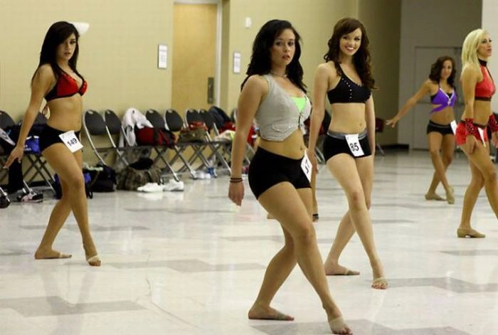 Відбір дівчат у групу підтримки (30 фото) – фото 20