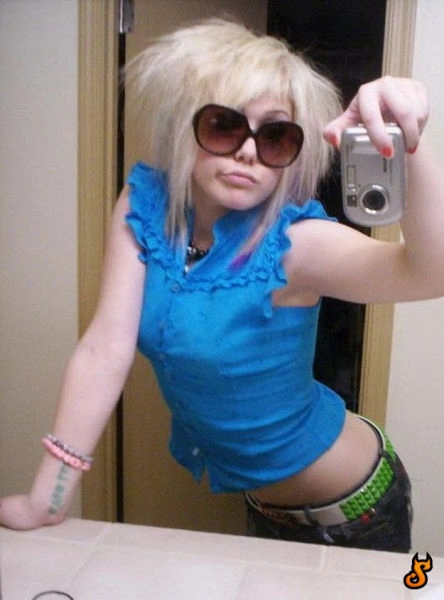 Милі емо-дівчата (71 фото) – фото 7