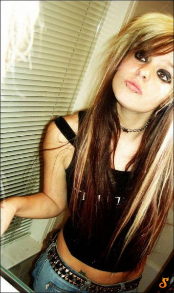 Милі емо-дівчата (71 фото) – фото 24