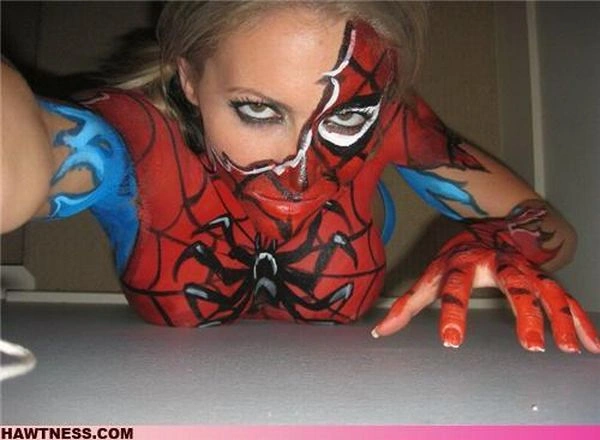 Гарні дівчата, які роблять дивні речі. Частина 3 (50 фото) – фото 2