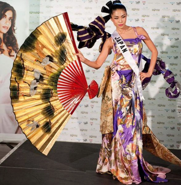 Пані Всесвіту 2010. Конкурс національних костюмів (30 фото) – фото 5