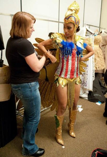 Пані Всесвіту 2010. Конкурс національних костюмів (30 фото) – фото 27