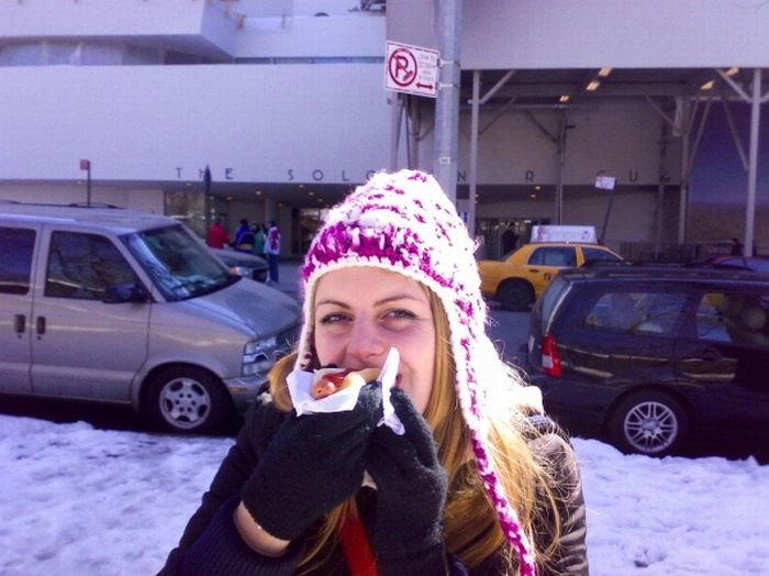 Дівчата їдять хот-доги (78 фото) – фото 13