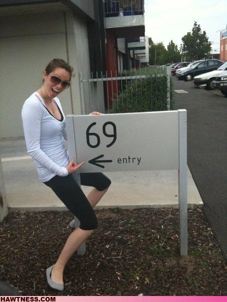 Чарівні дівчата, які займаються дивними речами (70 фото) – фото 16