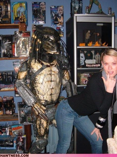 Чарівні дівчата, які займаються дивними речами (70 фото) – фото 23