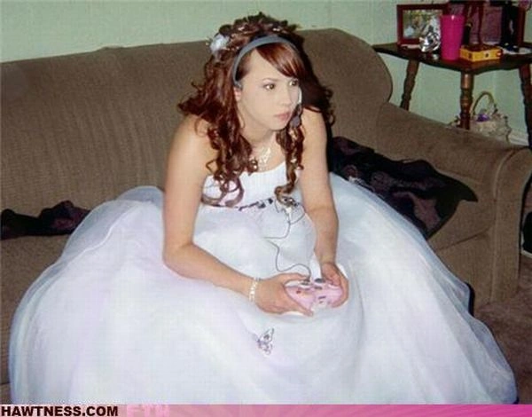 Чарівні дівчата, які займаються дивними речами (70 фото) – фото 30