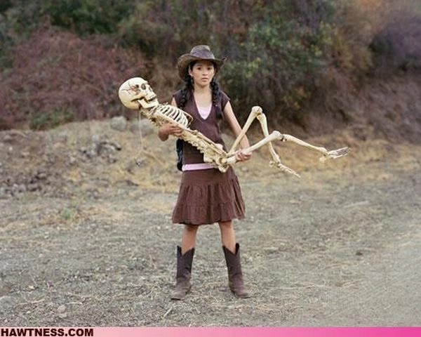 Чарівні дівчата, які займаються дивними речами (70 фото) – фото 39