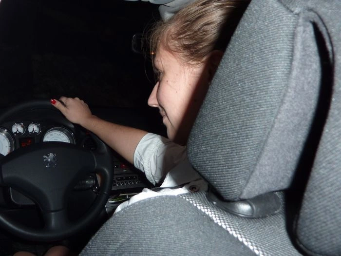 Наші дівчата і автомобілі (50 фото) – фото 35