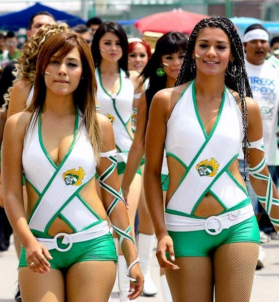 Сексуальні дівчата на спортивних заходах (76 фото) – фото 54