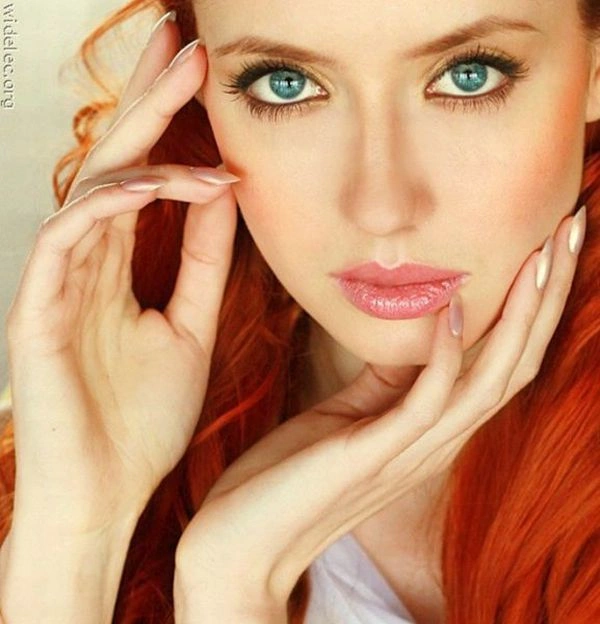 Прекрасні жіночі обличчя (59 фото) – фото 15