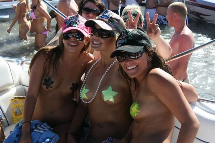 Українки відриваються (104 фото) – фото 43