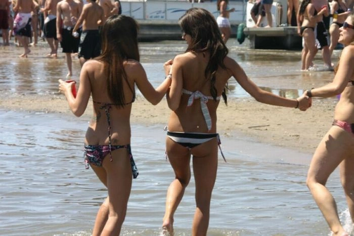 Українки відриваються (104 фото) – фото 67